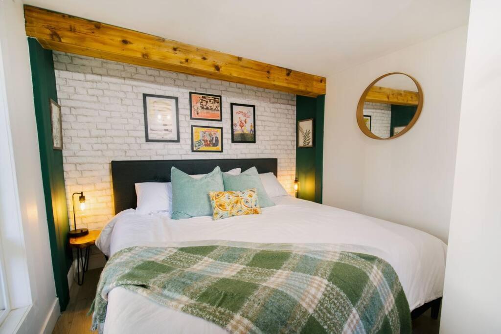 King Garden Suite/20 Mins To Dwntwn Vancouvr/Petok North Vancouver Exterior foto
